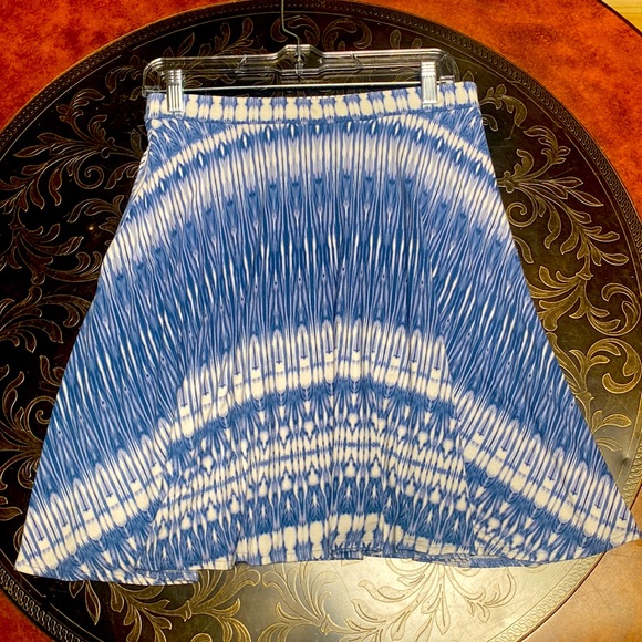 Cynthia Rowley Blue & White Printed Skirt Rayon Spandex Blend Size S - Picture 4 of 9